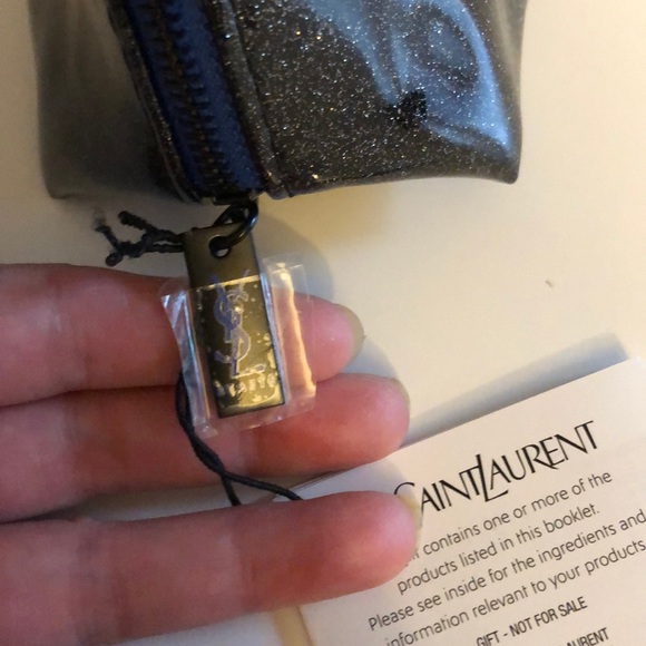 YSL sparking patent makeup bag - Picture 3 of 6
